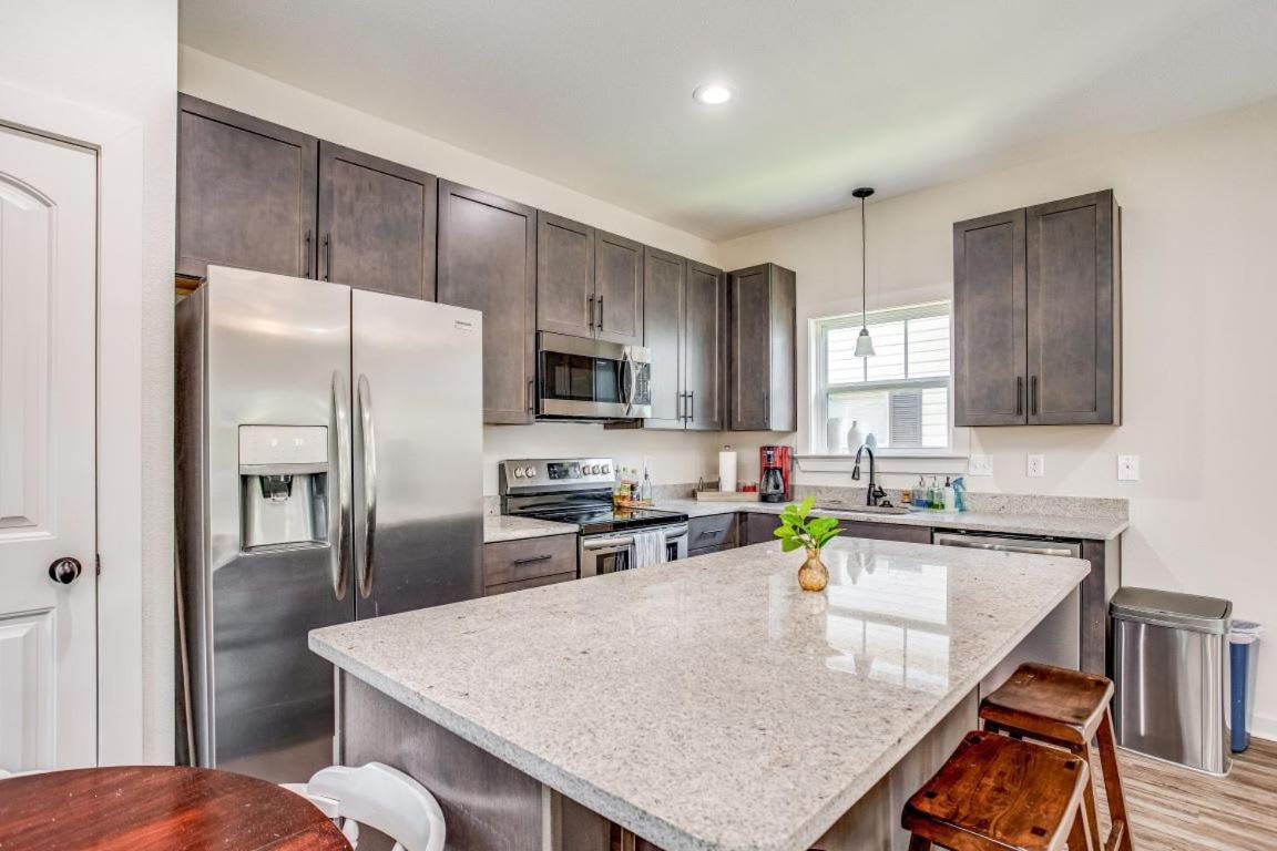 Beach Flow Bungalow-Mins To Downtown-Dining-Base Pensacola Eksteriør bilde