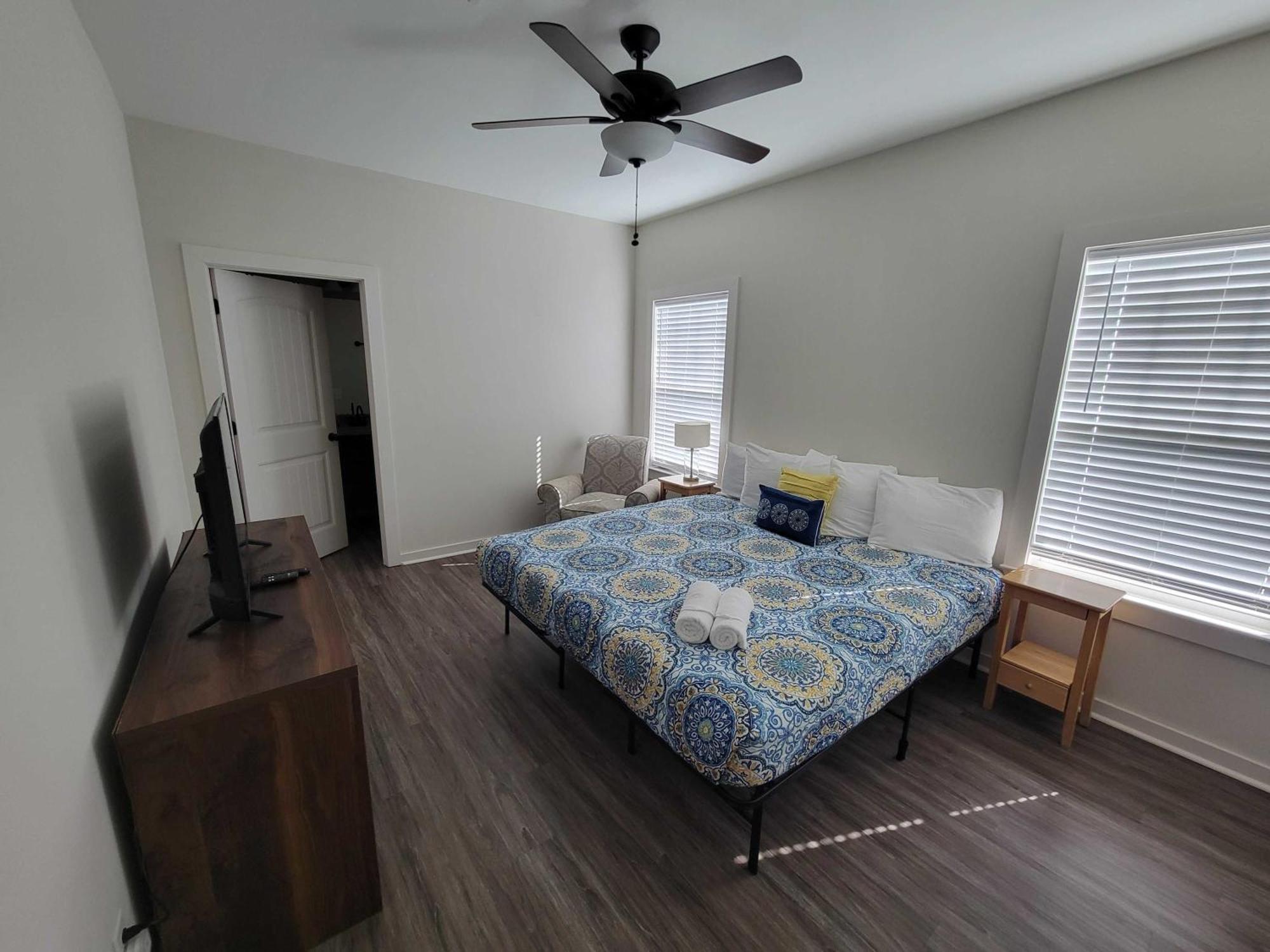 Beach Flow Bungalow-Mins To Downtown-Dining-Base Pensacola Eksteriør bilde